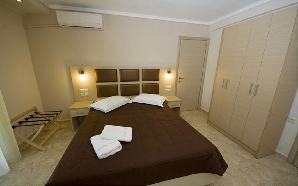 Gaia Studios & Apartments Nea Plagia Exterior photo