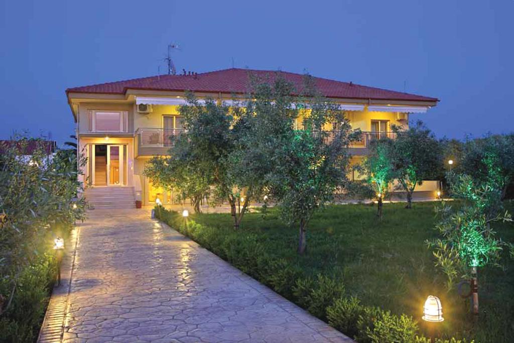Gaia Studios & Apartments Nea Plagia Exterior photo