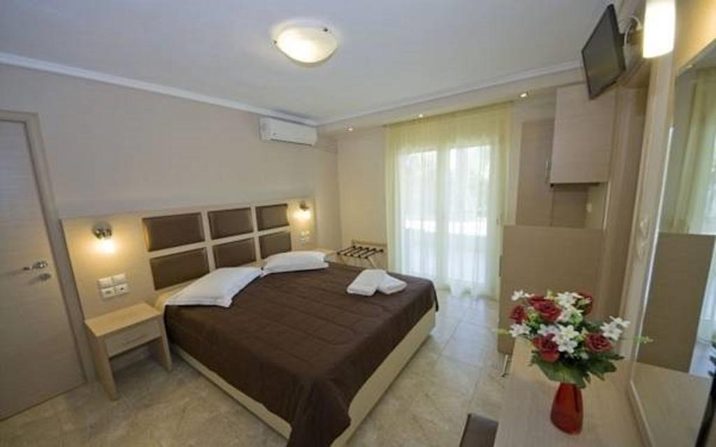 Gaia Studios & Apartments Nea Plagia Exterior photo