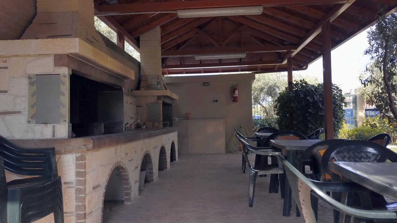 Gaia Studios & Apartments Nea Plagia Exterior photo