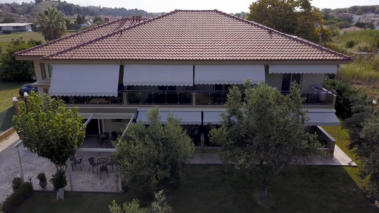 Gaia Studios & Apartments Nea Plagia Exterior photo